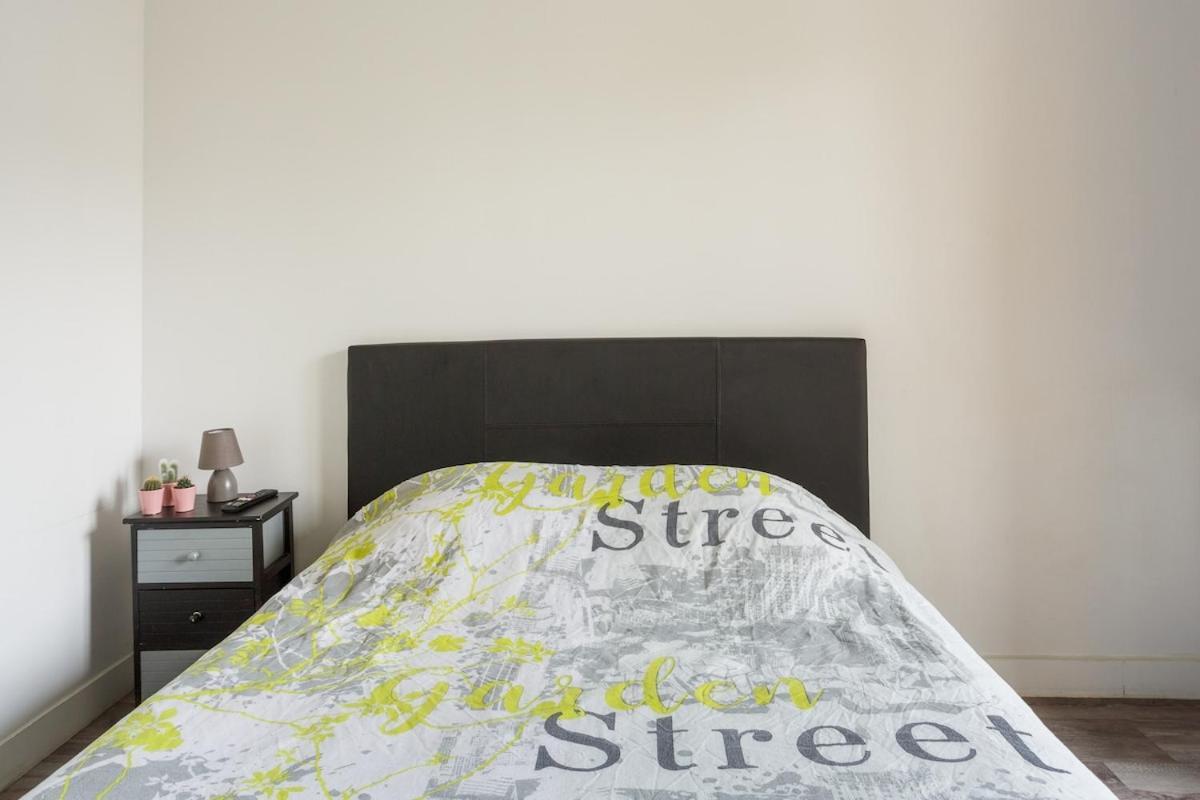 Apartamento L'Escapade Parisienne Aulnay-sous-Bois Exterior foto